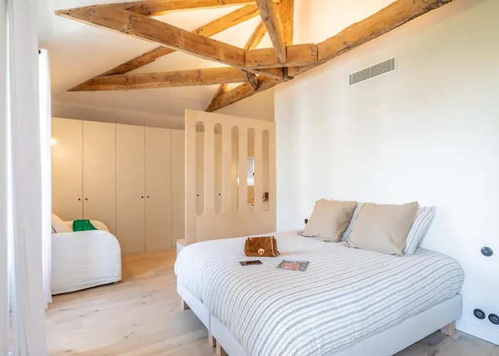 度假居 Mila - A 450 M De La *