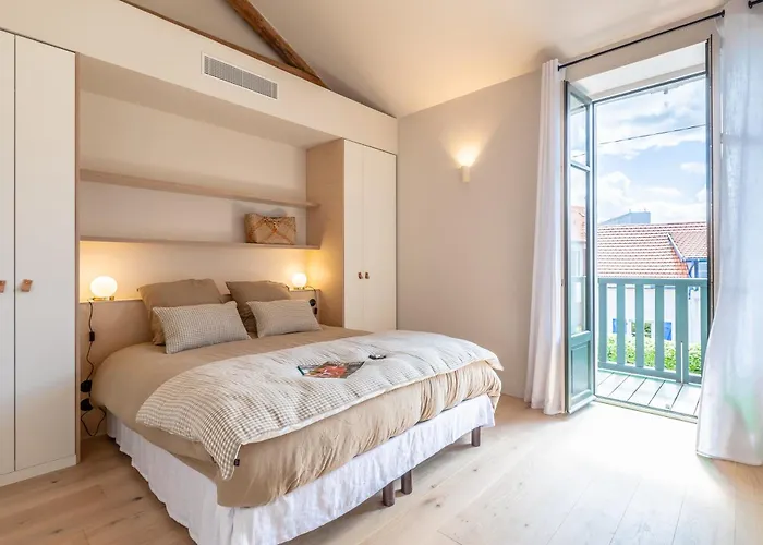 Mila - A 450 M De La * 比亚里茨