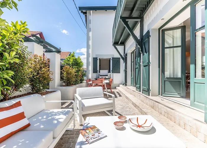 Mila - A 450 M De La